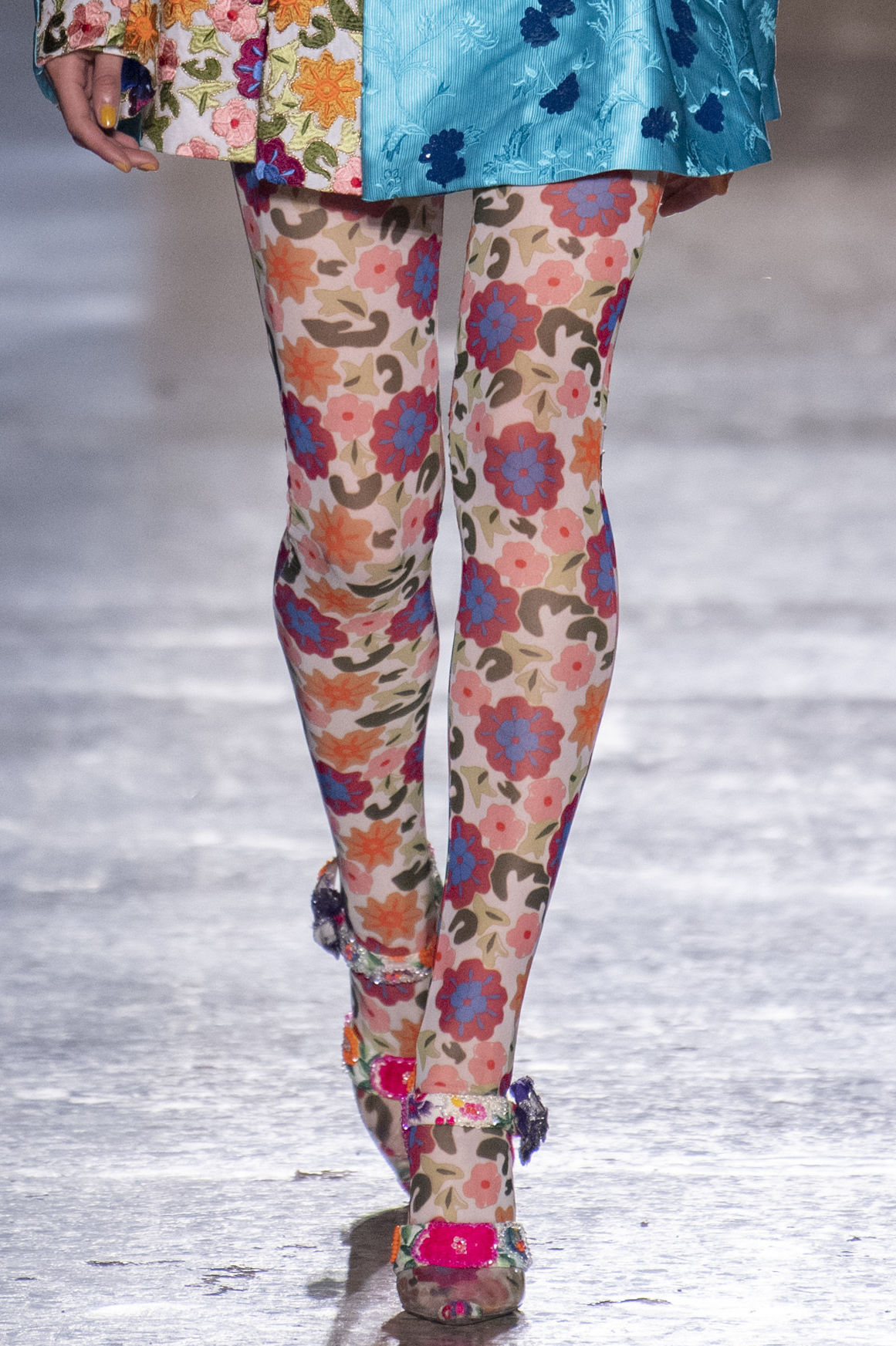 2019春季潮品女袜,2022年流行女袜子春夏潮