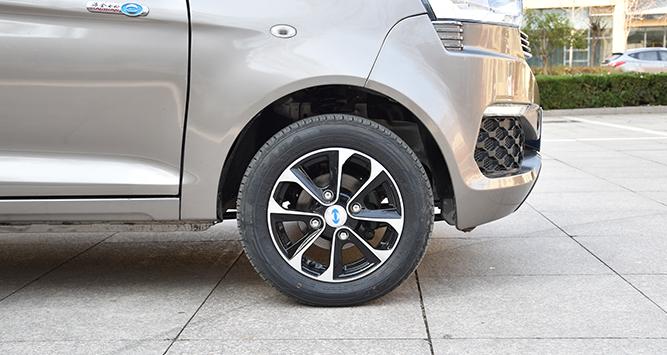 油电低速代步汽车,2-3万家用代步微型电动汽车