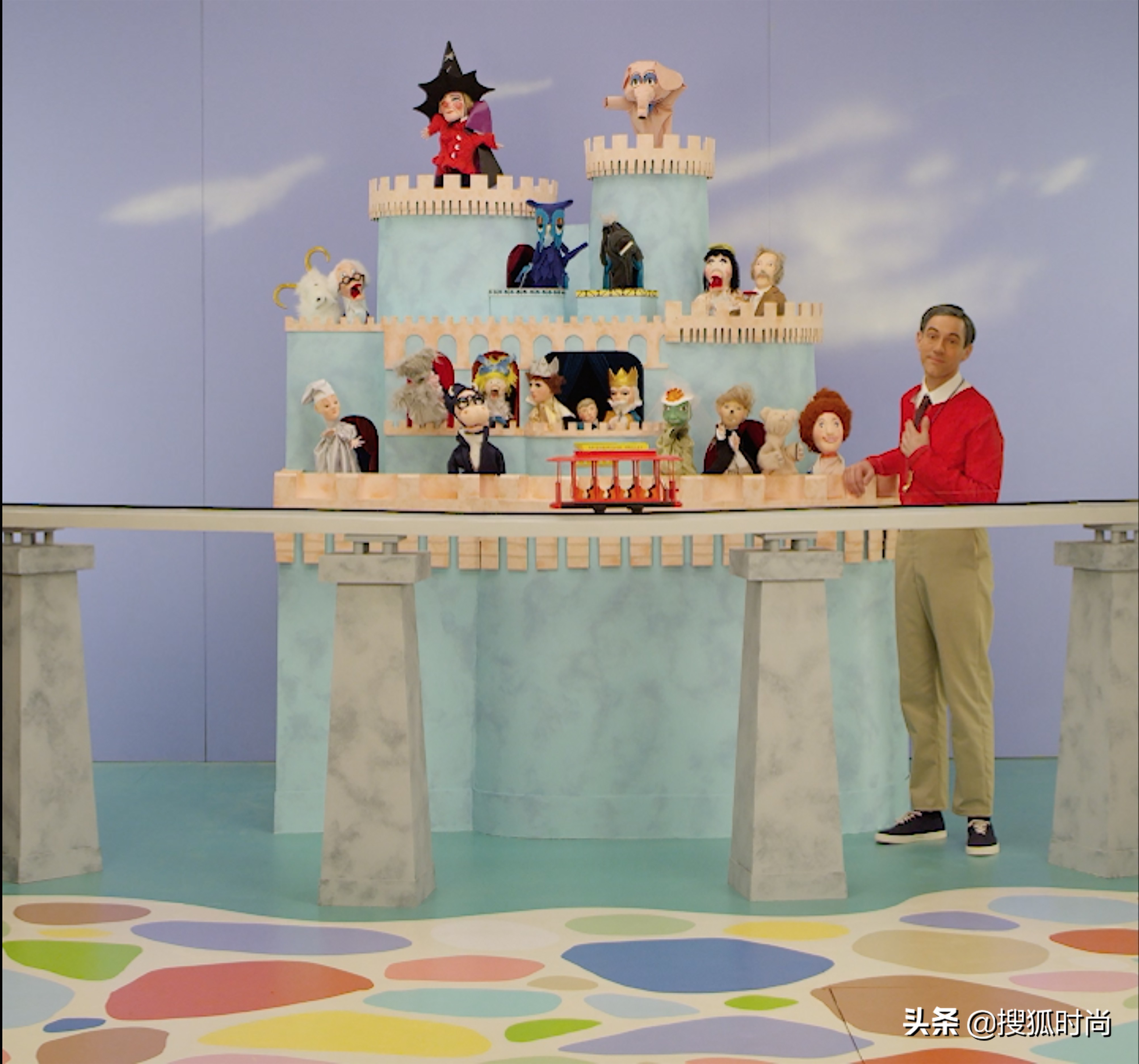 双十一预售首日李佳琦薇娅带货90亿，@cosme入驻天猫国际