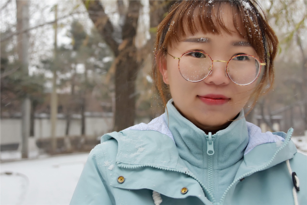 冲锋衣tnf好还是discovery好,保暖又轻薄的户外冲锋衣