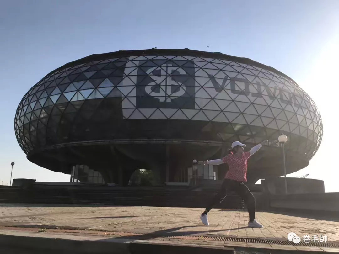 央央：大女主形象没头脑人设