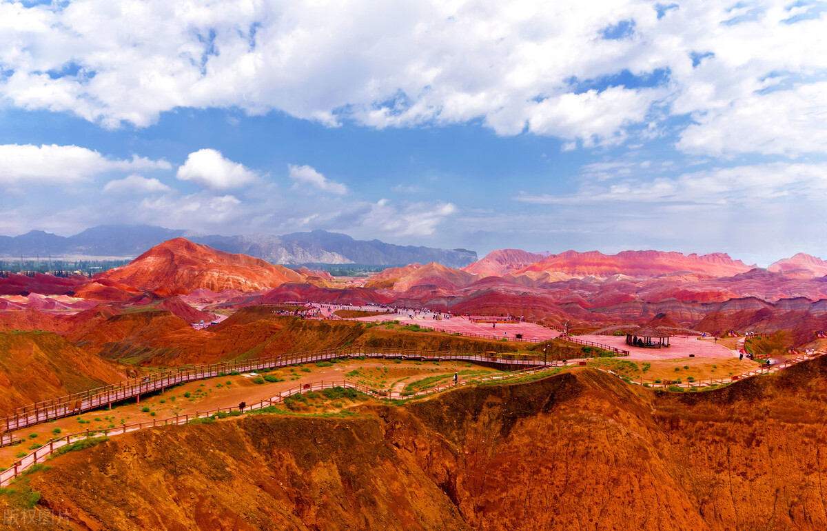 国内最经典12条自驾游线路,国内十大自驾游线路推荐