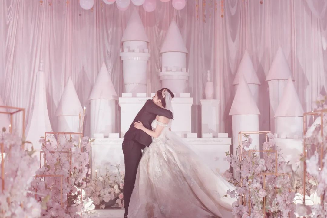 实用婚礼当天超全流程时间表,婚礼当天迎亲的流程和步骤