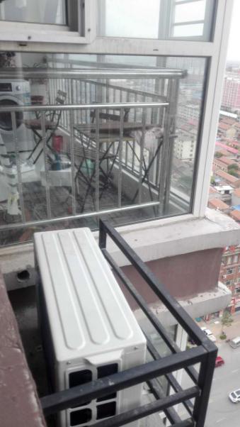 阳台封窗了空调打孔,阳台封窗装好了物业要求整改