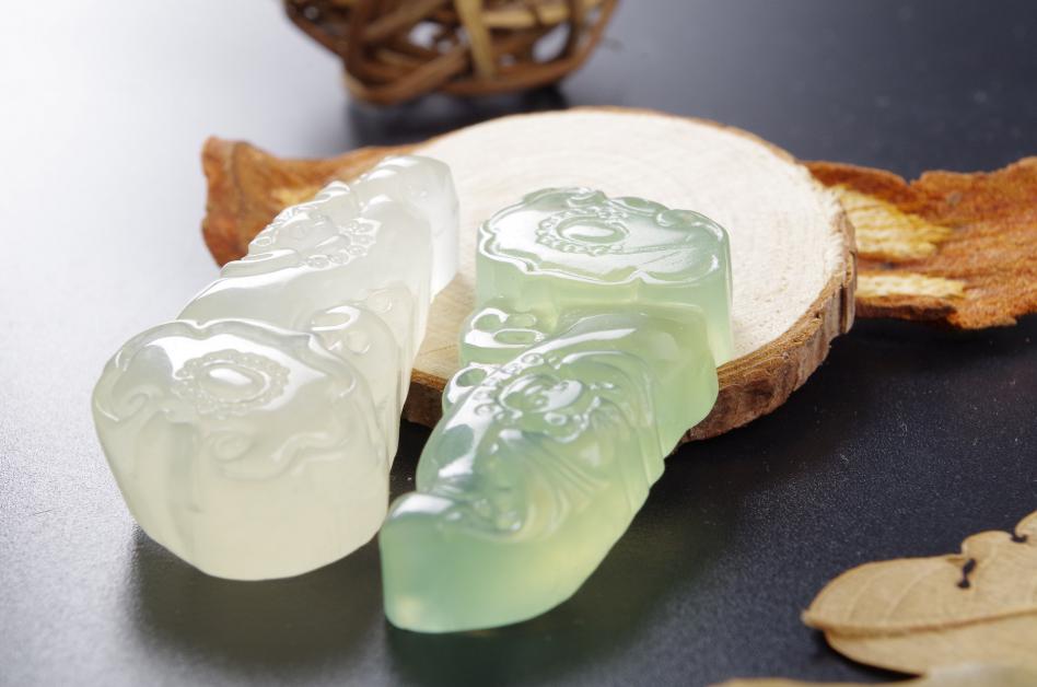 玉器的各种寓意收藏起来慢慢看,玉器雕刻件有玉璧龙凤寓意