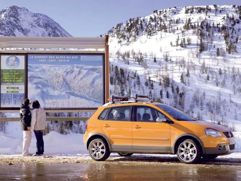 年轻人第一台车选大众菠萝怎么样,沉浸式体验老款大众菠萝