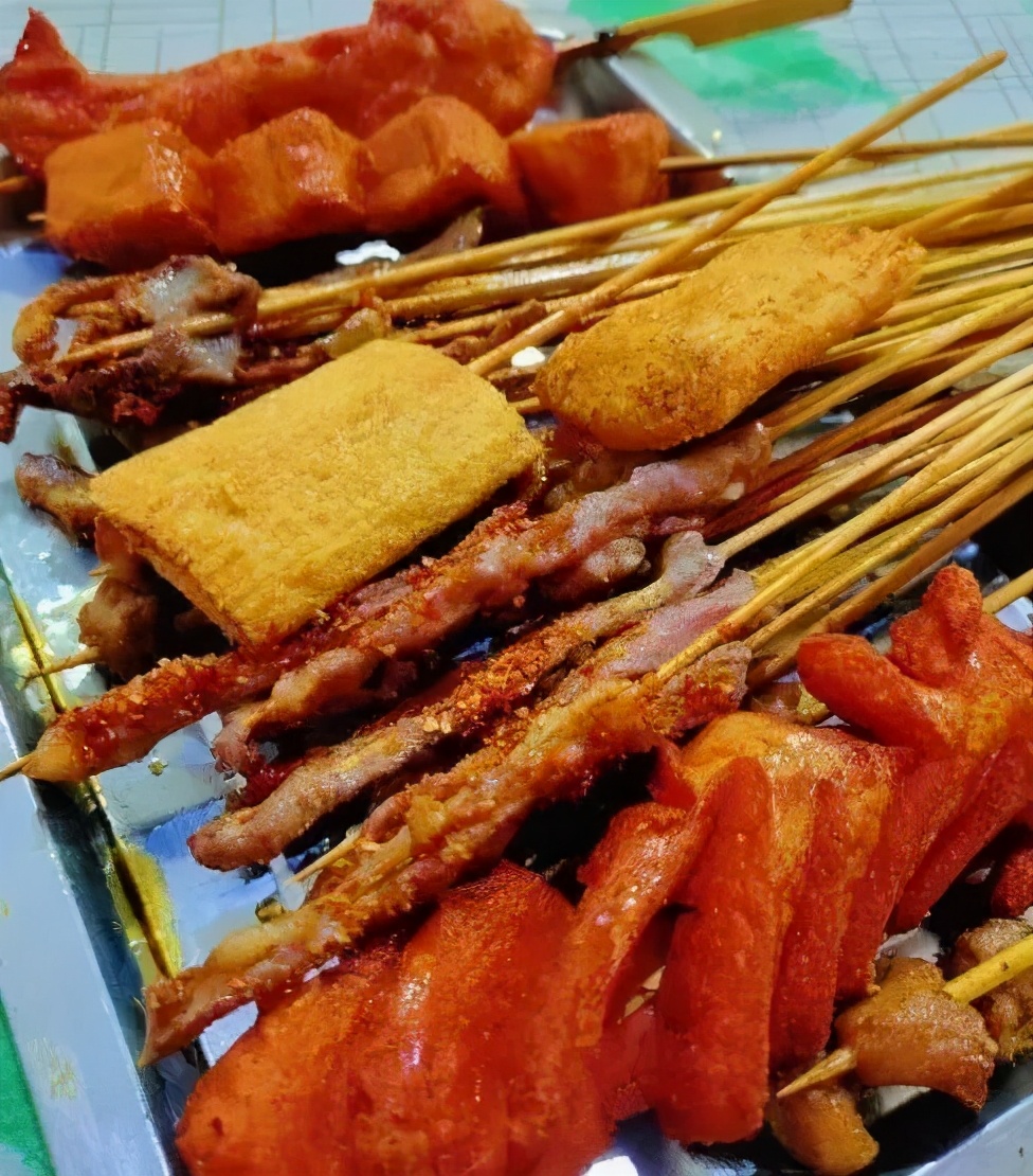 沈阳人有多爱吃鸡架,沈阳人为什么喜欢吃鸡架