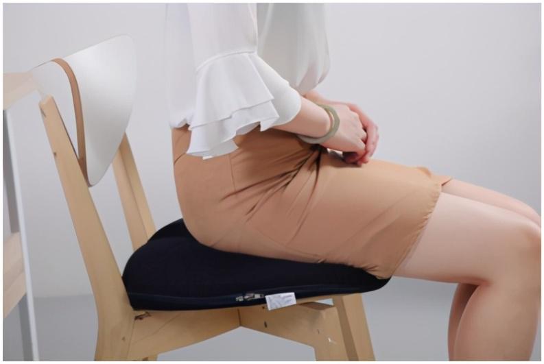 反复肛裂不见好怎么办,肛裂为啥老是开裂和痒