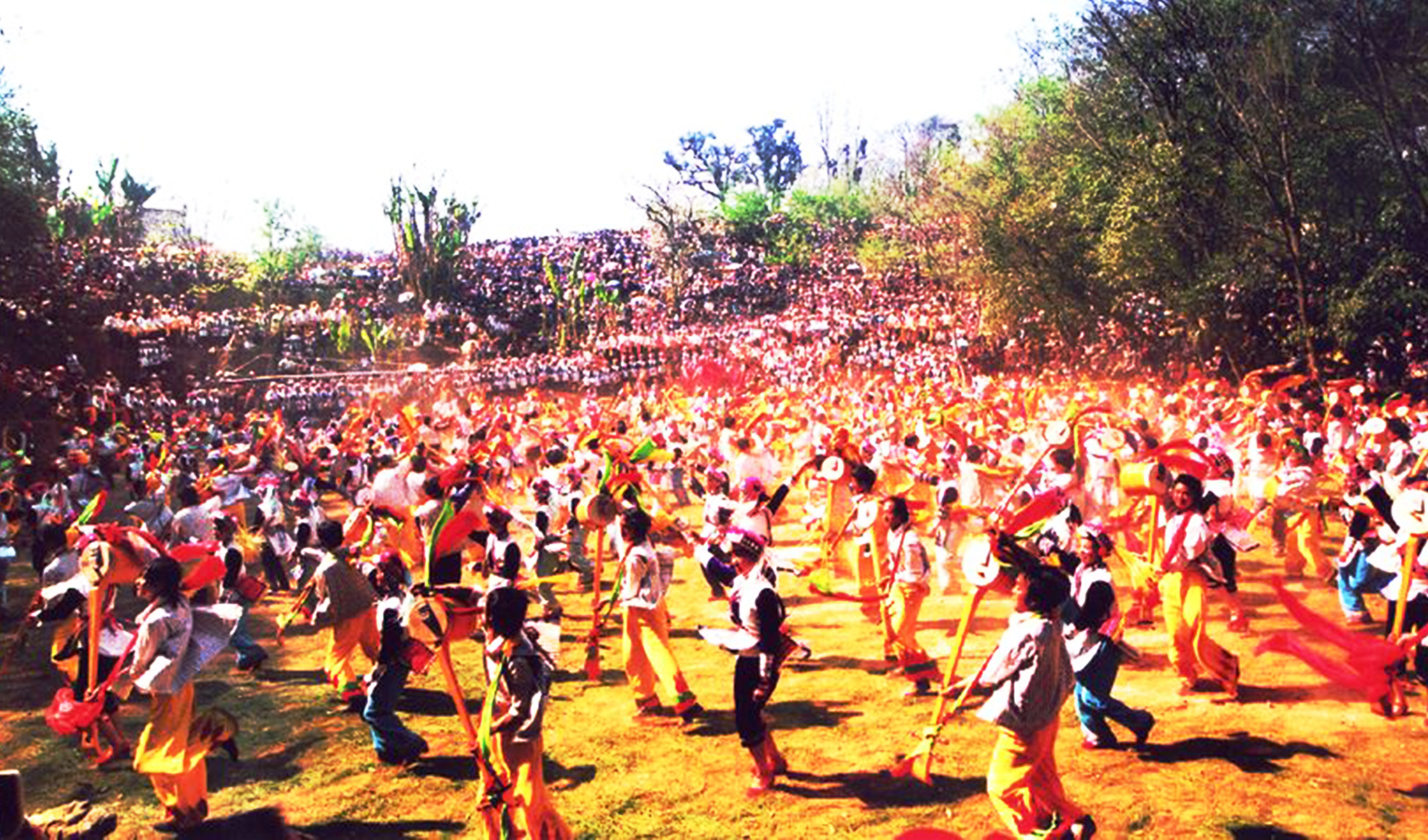 新中国成立后,毛主席亲自为这个少数民族,改了寓意美好的名字