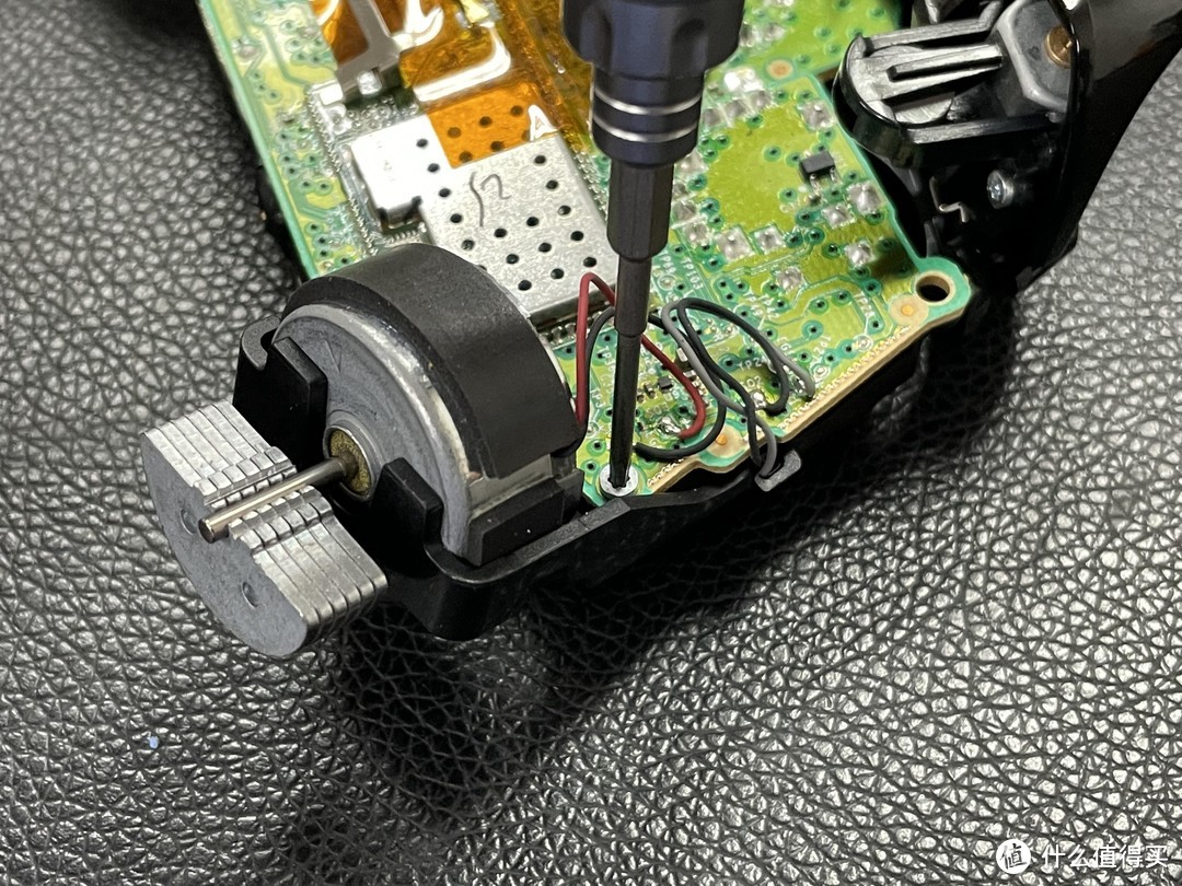 xboxones手柄摇杆维修,xboxone手柄左右摇杆太难按了