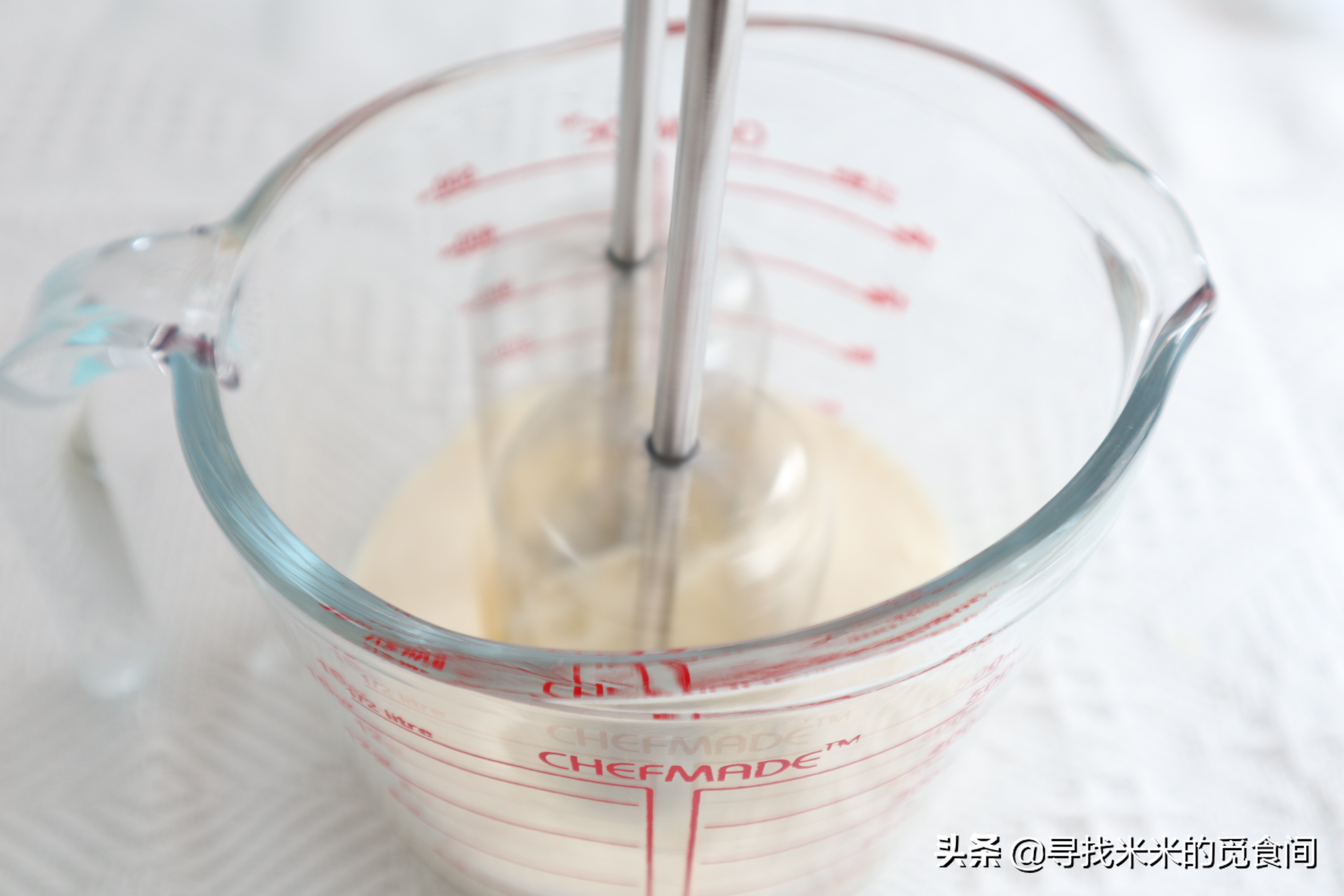 夏日必备甜品原味奶香冰淇淋 (抹茶牛奶椰奶冰淇淋怎么做)