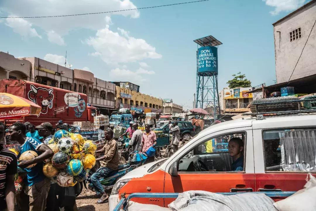 上海到南非海运多少公里,上海到南非几个小时