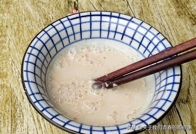 发面,最忌面粉直接加酵母!牢记4点,发酵又快又好,轻松发满盆