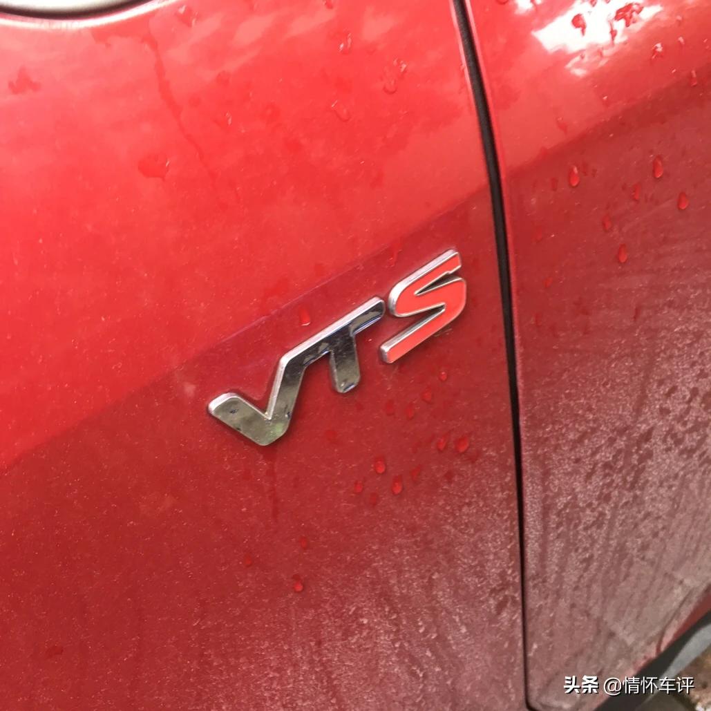 雪铁龙世嘉两厢手动2.0优缺点,18年雪铁龙世嘉手动挡值得买吗