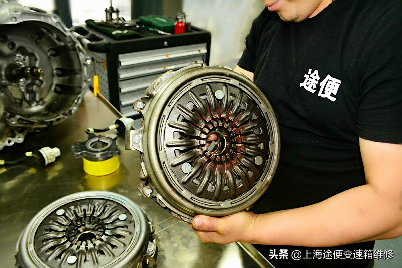 科鲁兹双离合变速箱维修多少钱,经典科鲁兹变速箱维修多少钱