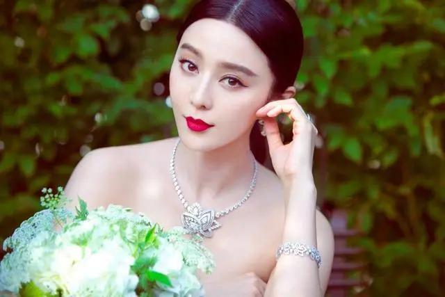 为范冰冰坐牢,回顾范冰冰被罚8个亿