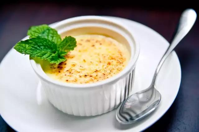 怎么做牛奶炖蛋才好吃,如何做牛奶炖蛋好吃