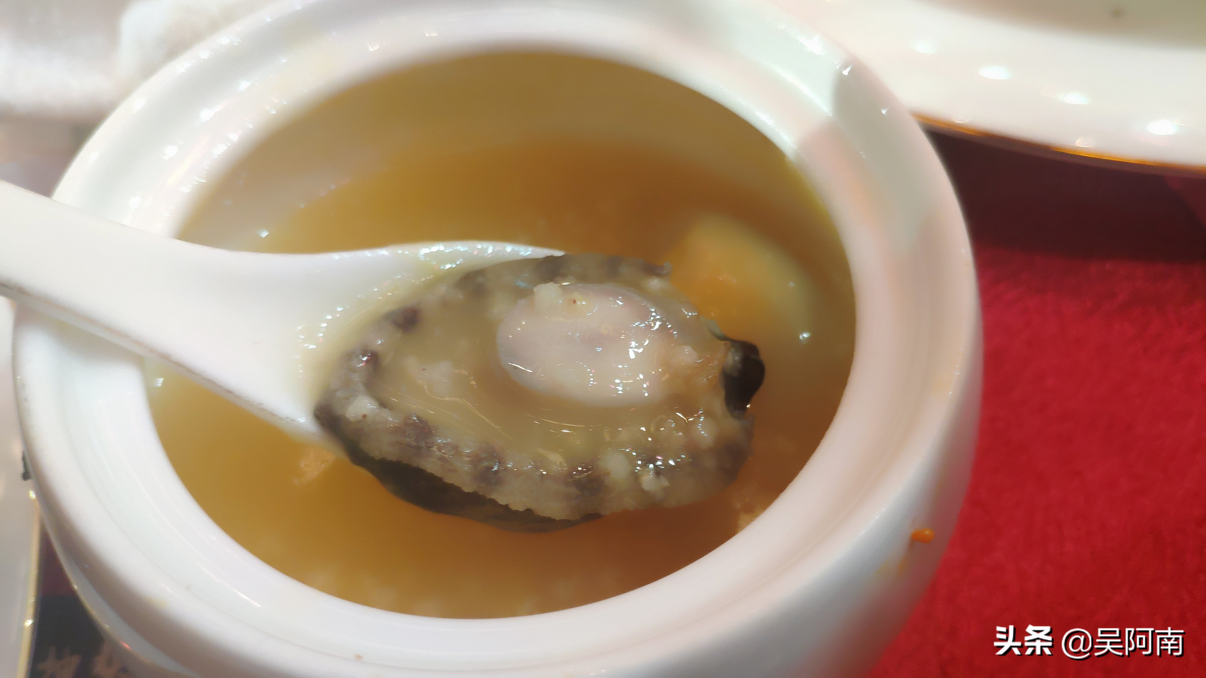 五星级酒店宴席多少钱一桌,五星级酒店宴席价格表