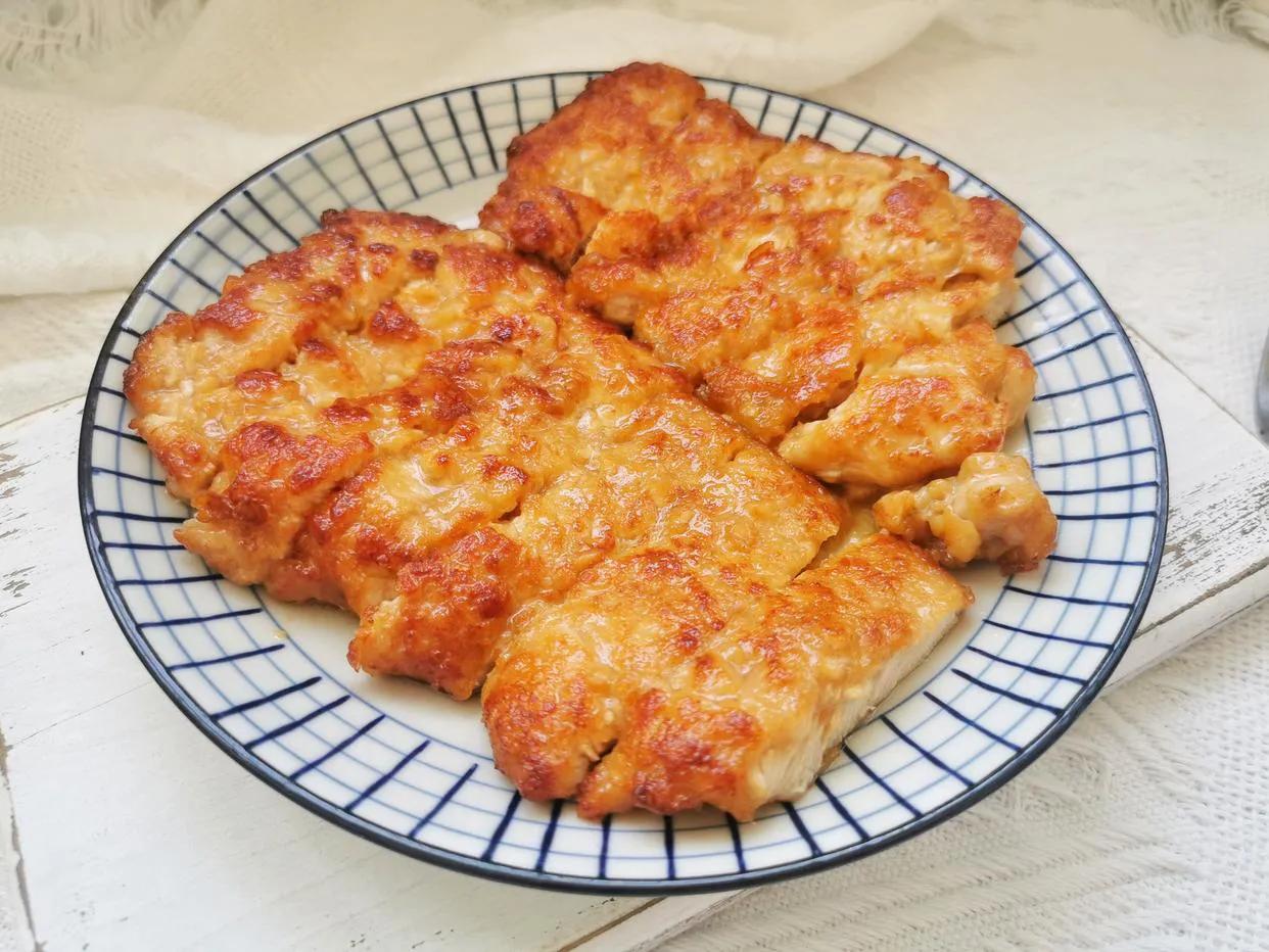 嫩鸡排的腌制做法大全,鲜嫩多汁的煎鸡排腌制方法