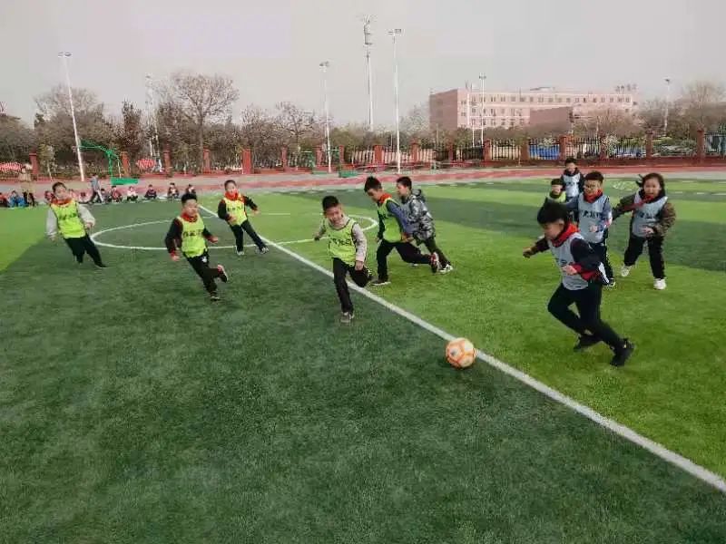 道清路小学校长杯足球联赛,洛龙区第一小学学生足球比赛