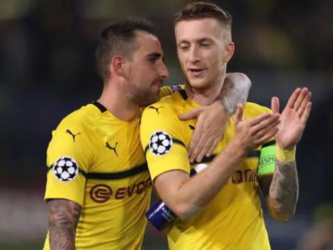 齐达内亲儿子本泽马,齐达内父子球员