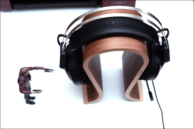 apex微星4070,apex英雄吃鸡游戏视频