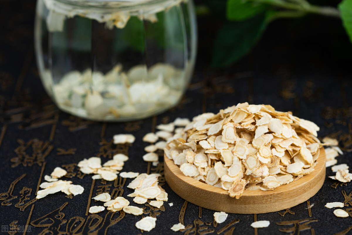 治疗慢性前列腺炎公认最好的药,男性慢性前列腺炎有什么表现