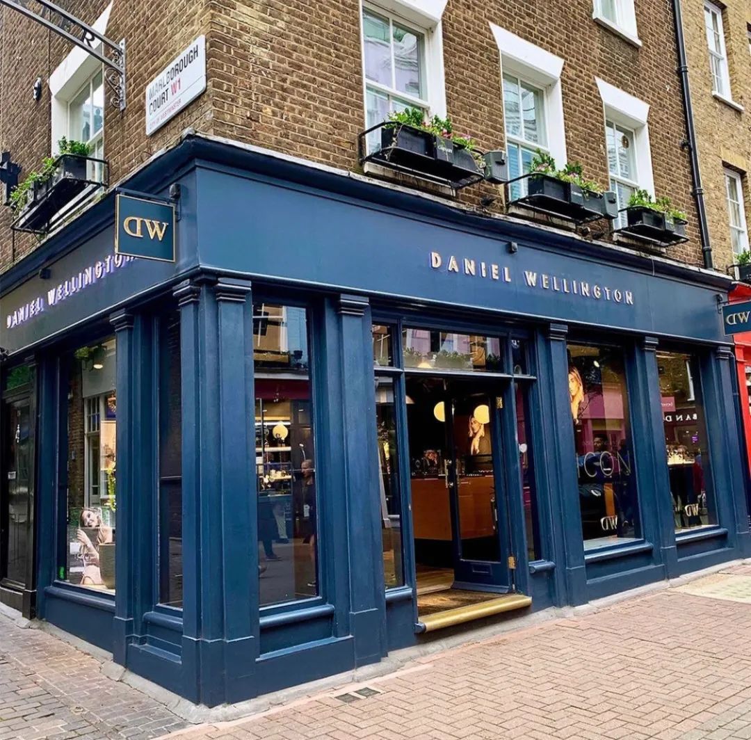 为什么买dw的手表不值,为什么有的dw手表才一二百