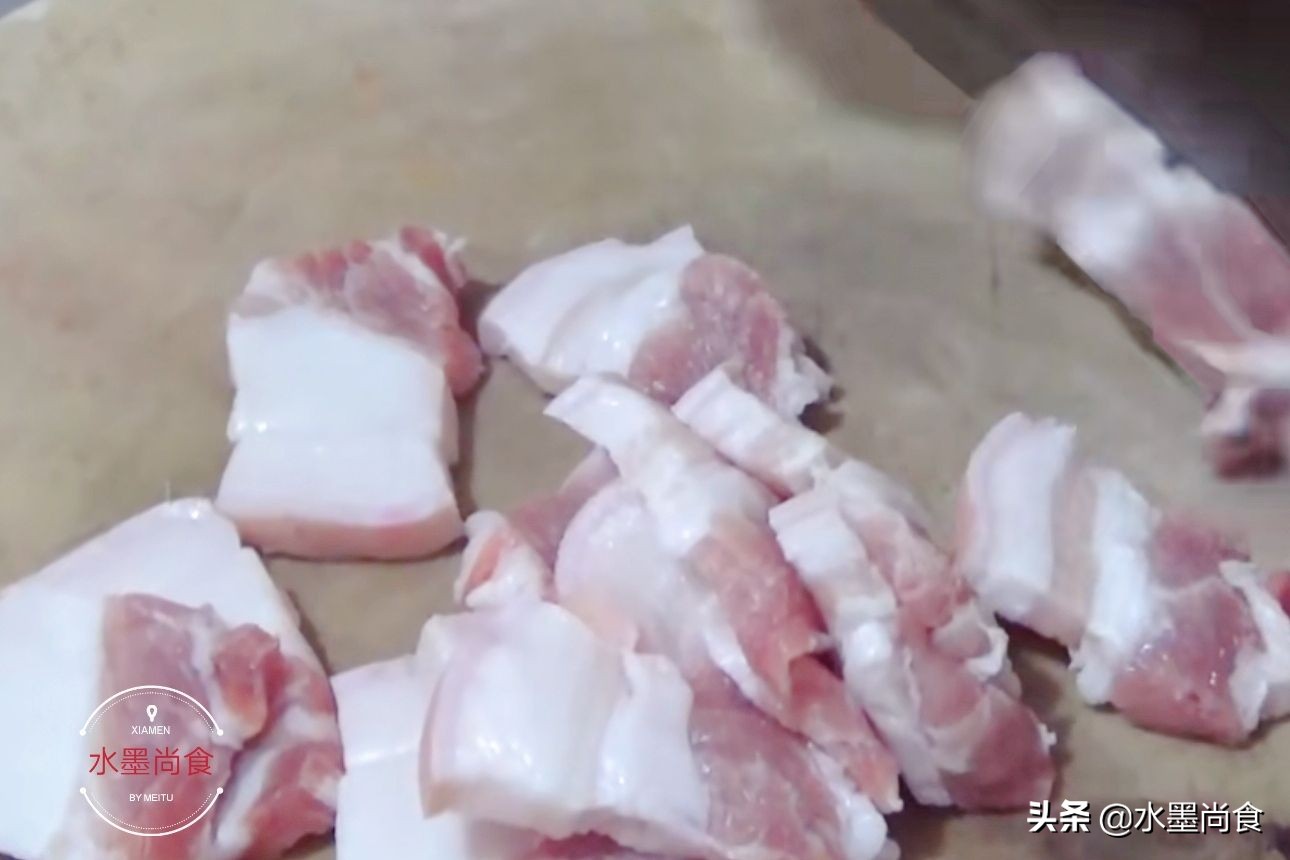 制作粉蒸肉用哪些食材,粉蒸肉的家常做法要不要加水