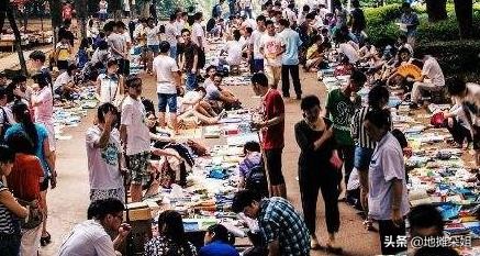 摆地摊卖什么好赚钱2021年,摆地摊卖什么最赚钱而且很受欢迎