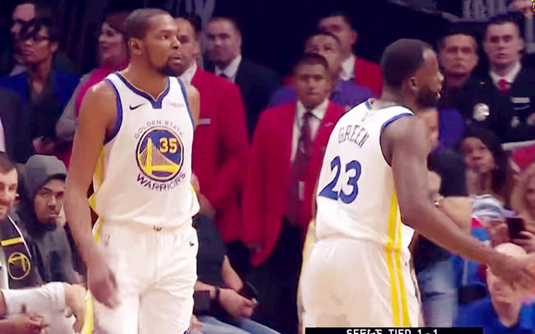 裁判对库里不公平吹罚集锦,裁判杜兰特库里驱逐手势搞笑