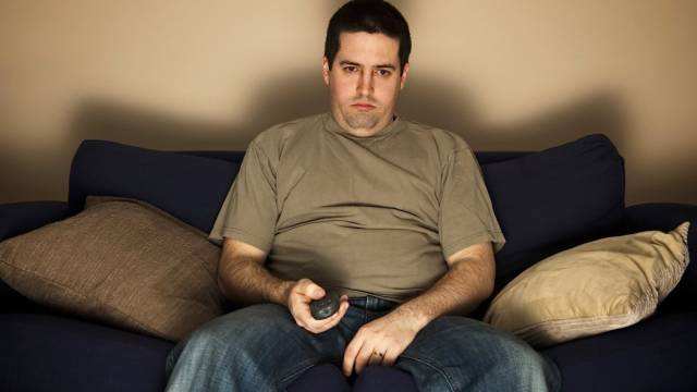 马拉多纳年仅60心脏骤停去世，是后半生“堕落”的结果