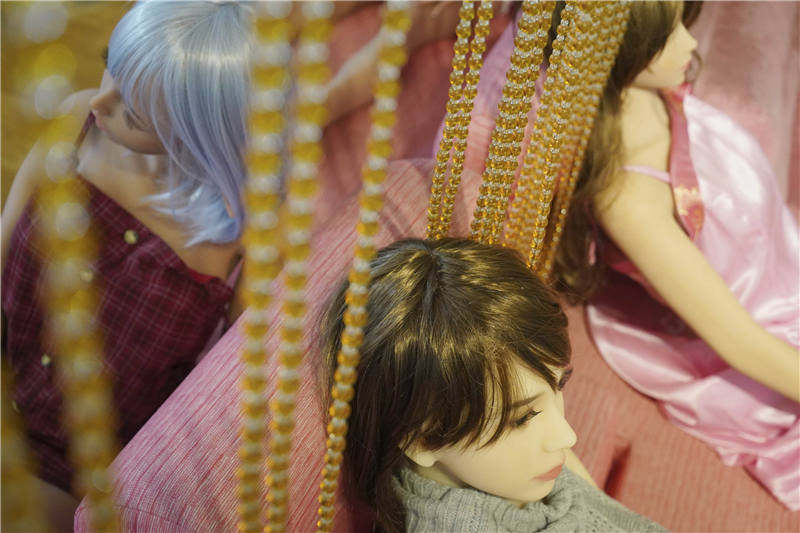 硅胶娃娃在中国:性、财富和限制