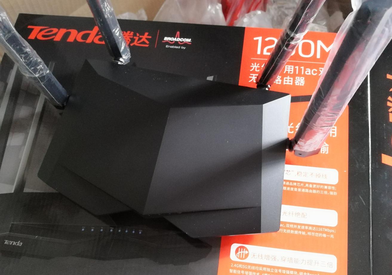 1000m的宽带用100m的路由器会怎样,100m宽带1000m路由器网速会提高吗