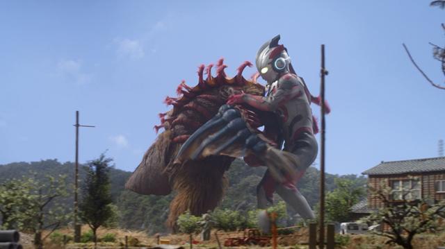 初代奥特曼对战火山怪鸟巴顿,艾斯奥特曼对战火山怪鸟巴顿