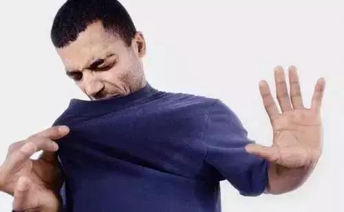 口臭体味臭,口臭脚臭缺什么