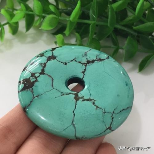 绿松石优化怎么看出来,优化绿松石和原矿绿松石的区别