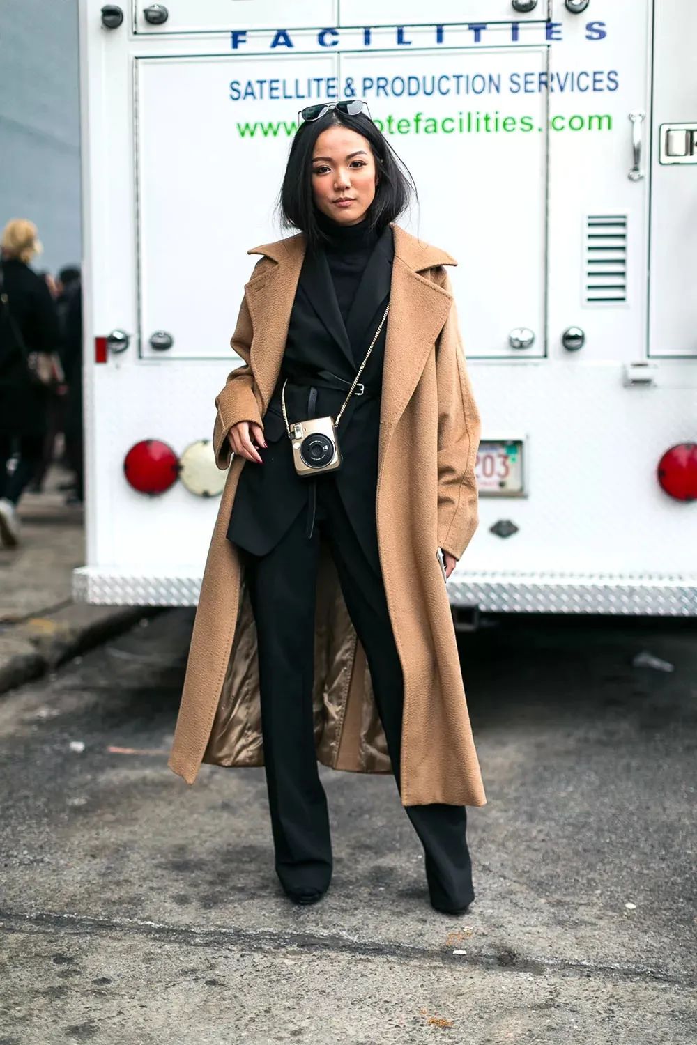 你还在买这么贵的大衣吗,买了件比较贵的大衣有些后悔