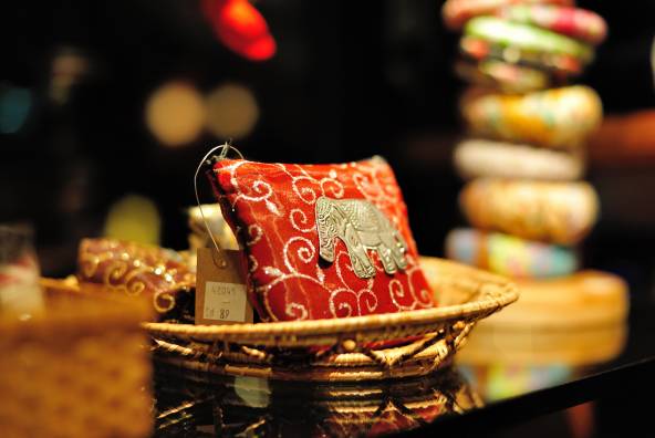 邓丽君为什么喜欢去泰国的清迈,小城故事邓丽君清迈