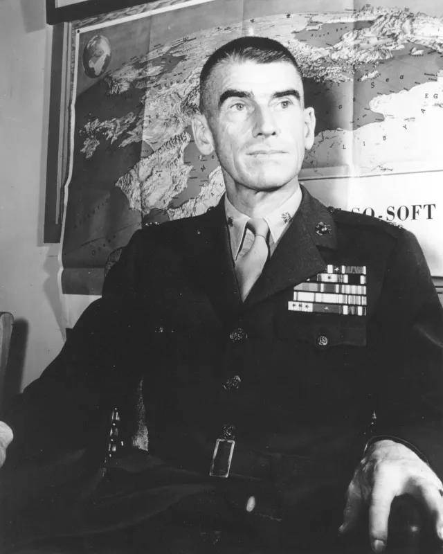 美军用八路军战术打败日军,美陆战一师痛击日军