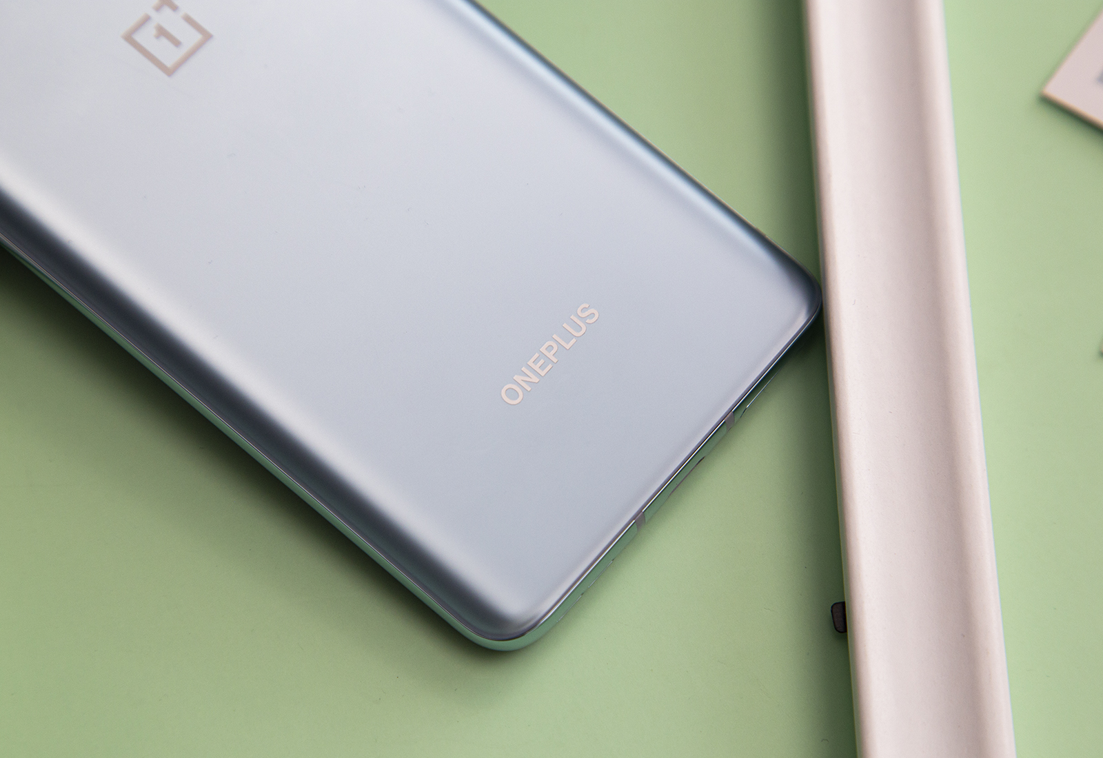 一加8t到底好用不,一加8t用一个月感受