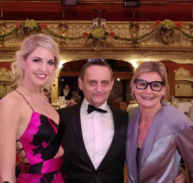 2021欧洲最美小姐花落奥地利！出身农村，男友还是爸爸级别？