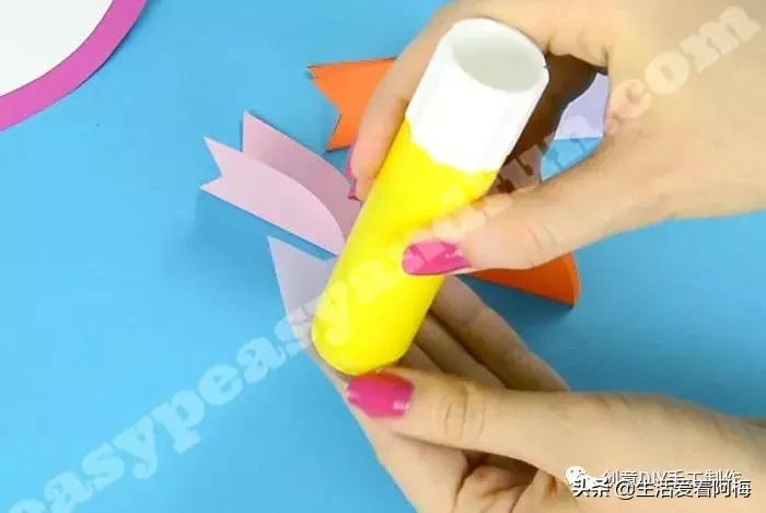 教师节的贺卡制作方法简单一点,一年级写给老师的一张贺卡教师节