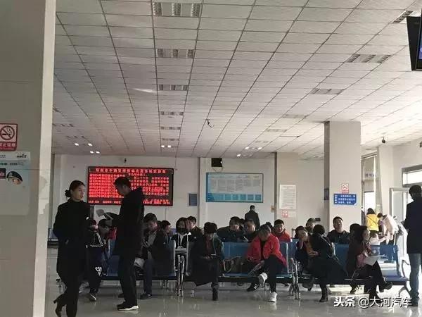 郑州车管所不能异地换牌吗,家里两辆车都是单号可以换牌吗