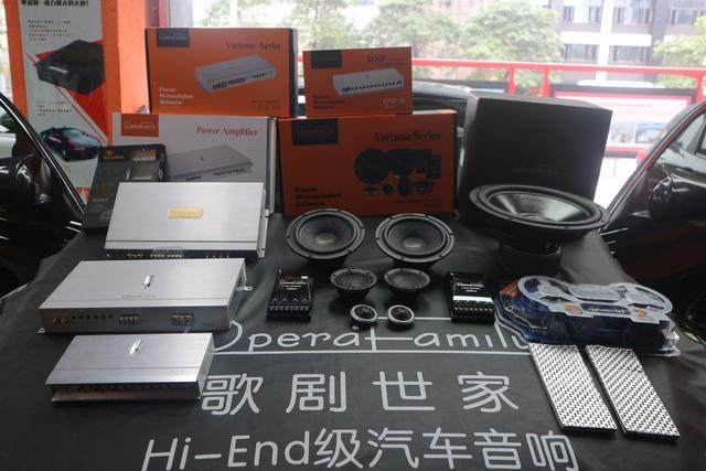 花几万改套音响过不过分?丰田锐志车主:改之前心痛，改之后觉得值