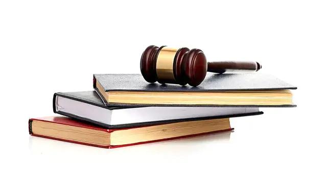 精神病犯病被杀犯法吗,精神病杀了人怎么判