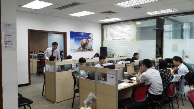 女程序员年薪45万,三十岁女程序员年薪百万