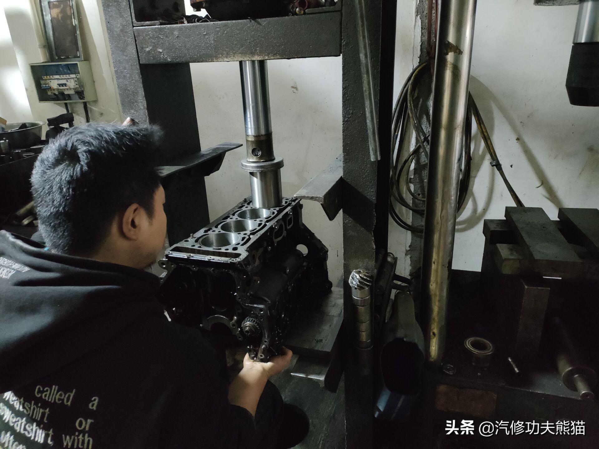 斯柯达昊锐烧机油正常吗,斯柯达昊锐烧机油治理