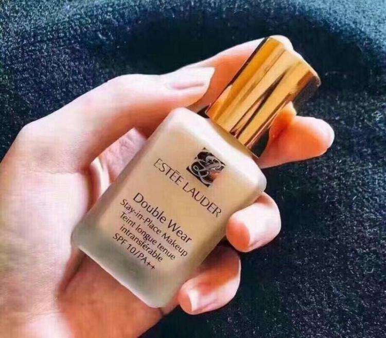 阿玛尼和雅诗兰黛粉底液哪款好用,阿玛尼粉底雅诗兰黛粉底液哪款好