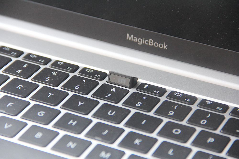 荣耀16.1寸笔记本有多大,荣耀16.1寸笔记本入门